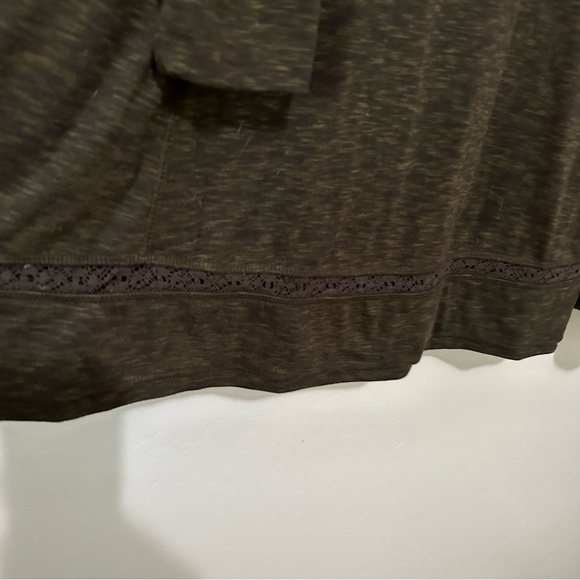 Anthropologie Green Lace Long Sleeve Tunic - Picture 7 of 7